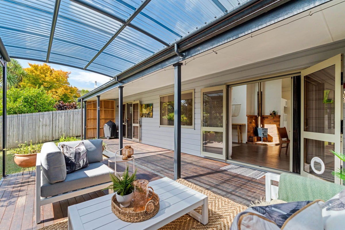 29 Harbour View Road, Onerahi, Whangarei - Carousel 1