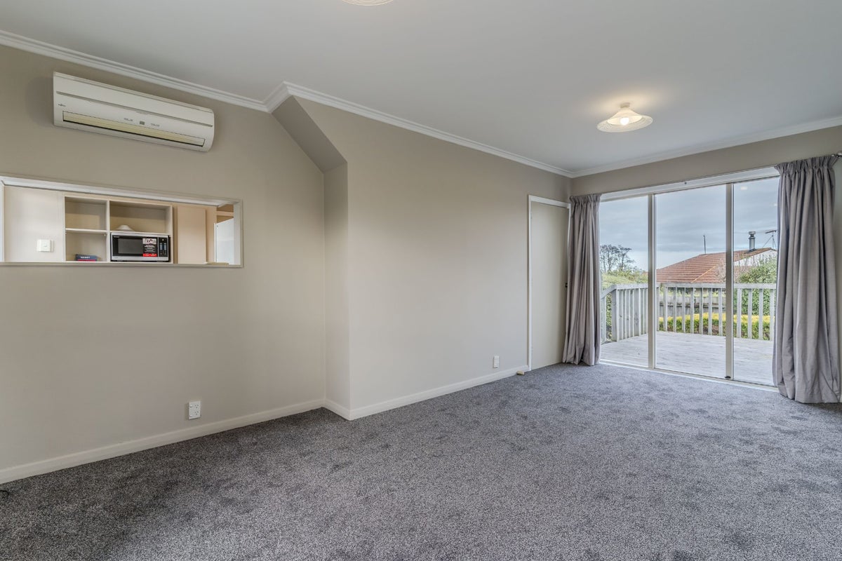 49 Kenmure Road, Belleknowes, Dunedin - Carousel 1