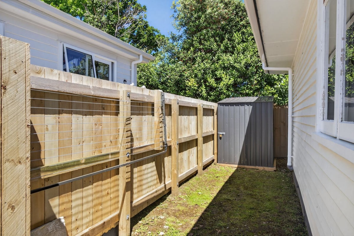 11 Matthews Road, Tamarau, Gisborne - Carousel 32