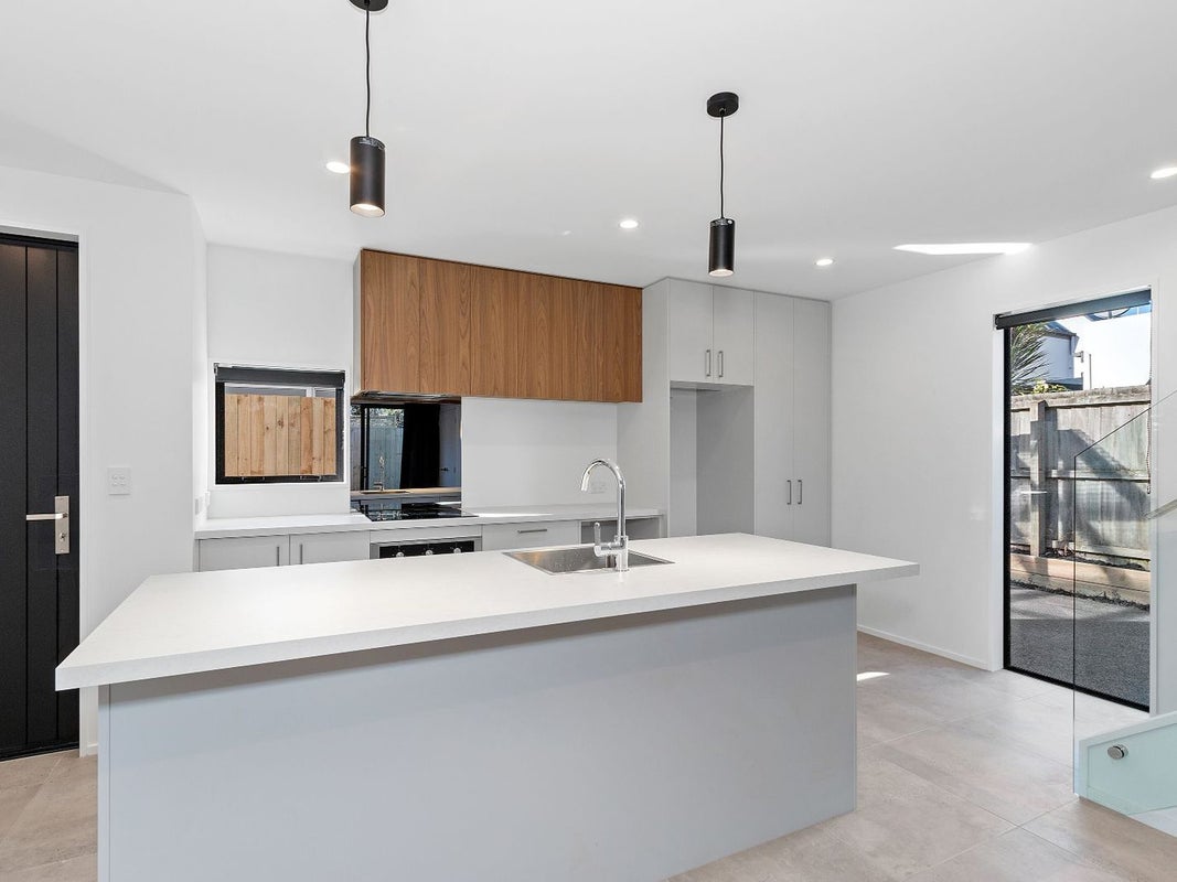 5/72 Ruskin Street, Addington, Christchurch - Carousel 2
