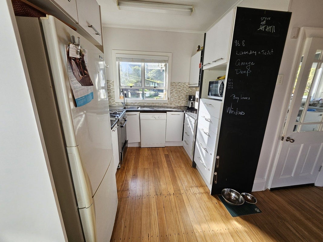 11 Ashmore Avenue, Cobden, Greymouth - Carousel 2