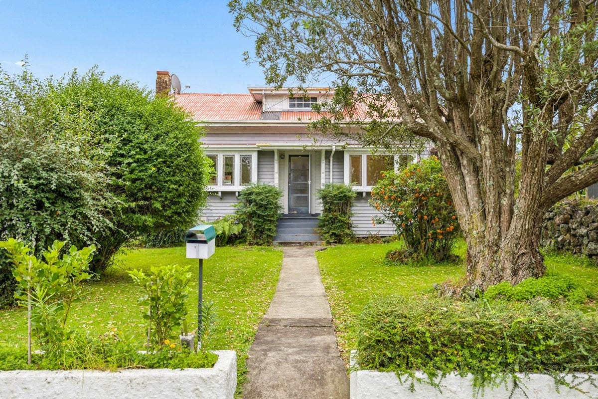 1 Whitworth Road, Mount Eden, Auckland - Carousel 19
