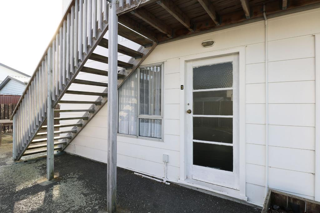 1/35 Fitzherbert St Alice, ALICETOWN, LOWER HUTT - Carousel 1