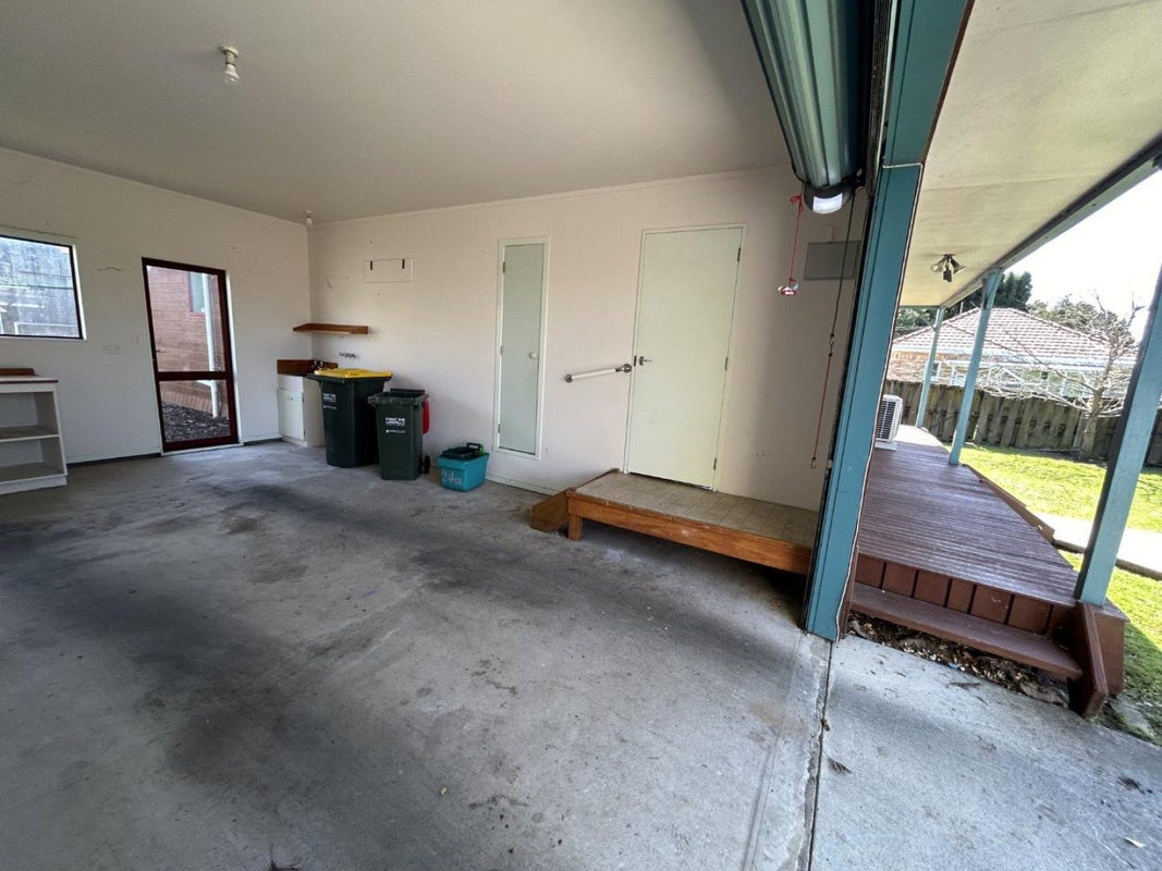 24A Winter Street, Fairfield, Hamilton - Carousel 16