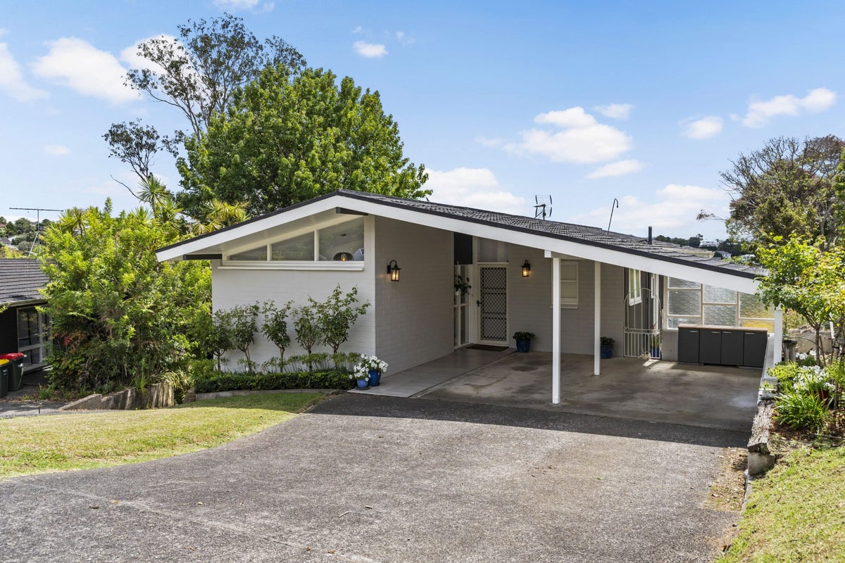 54 Galaxy Drive, Mairangi Bay, Auckland - Carousel 1