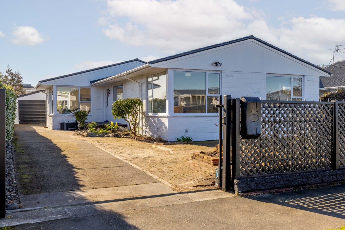 67 Bickerton Street, Wainoni, Christchurch - Carousel 2