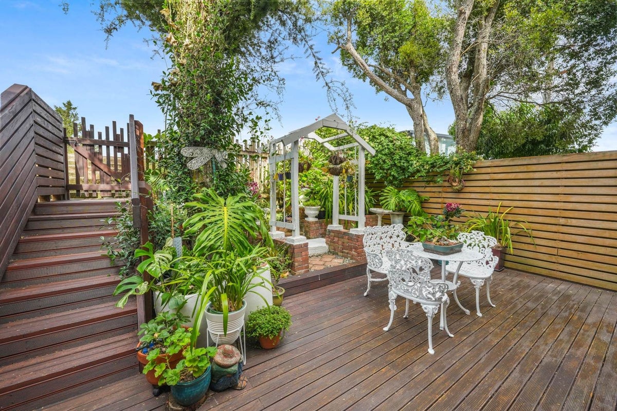 3/147 Albany Highway, Unsworth Heights, Auckland - Carousel 2