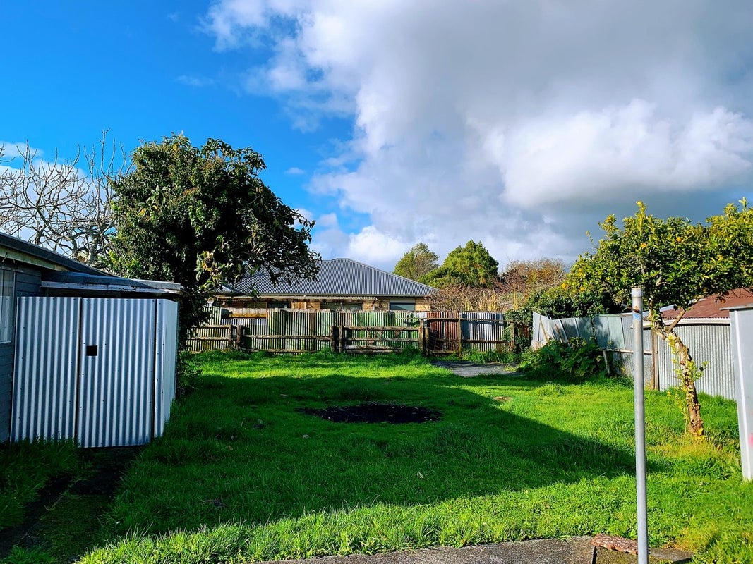 61 Mansel Avenue, Hillcrest, Hamilton - Carousel 2