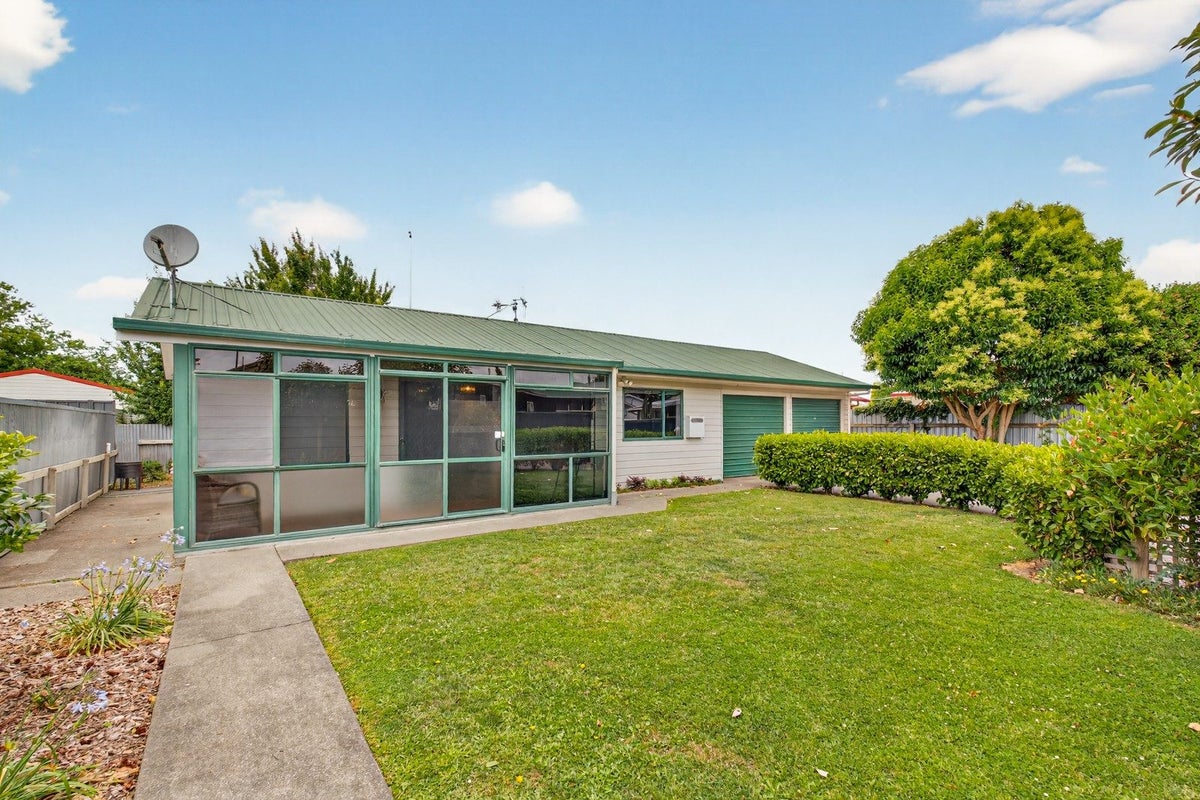 804A Lyell Street, Akina, Hastings - Carousel 1