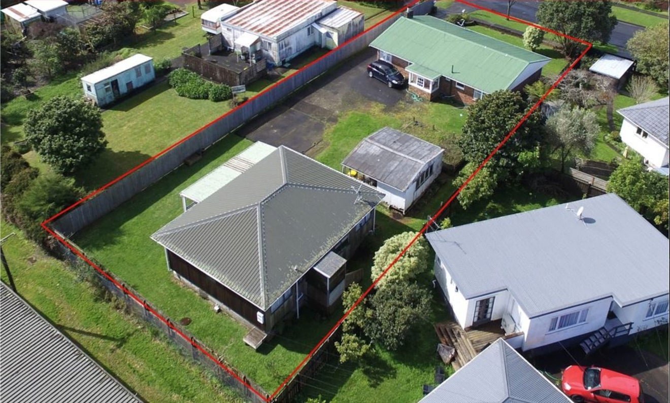 17 Arney Road, Ranui, Auckland - Carousel 24