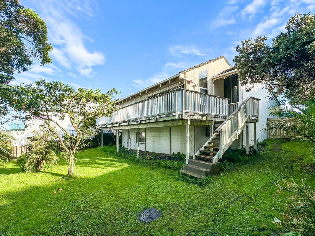 67 Sartors Avenue, Browns Bay, Auckland - Carousel 2