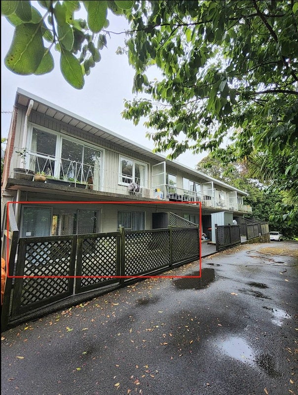1/8 Edenvale Park Road, Mount Eden, Auckland - Carousel 1