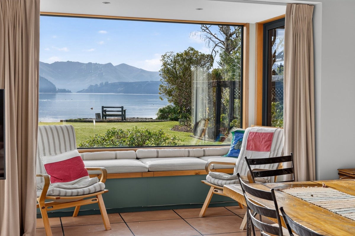 481 Marine Drive, Charteris Bay, Lyttelton - Carousel 2