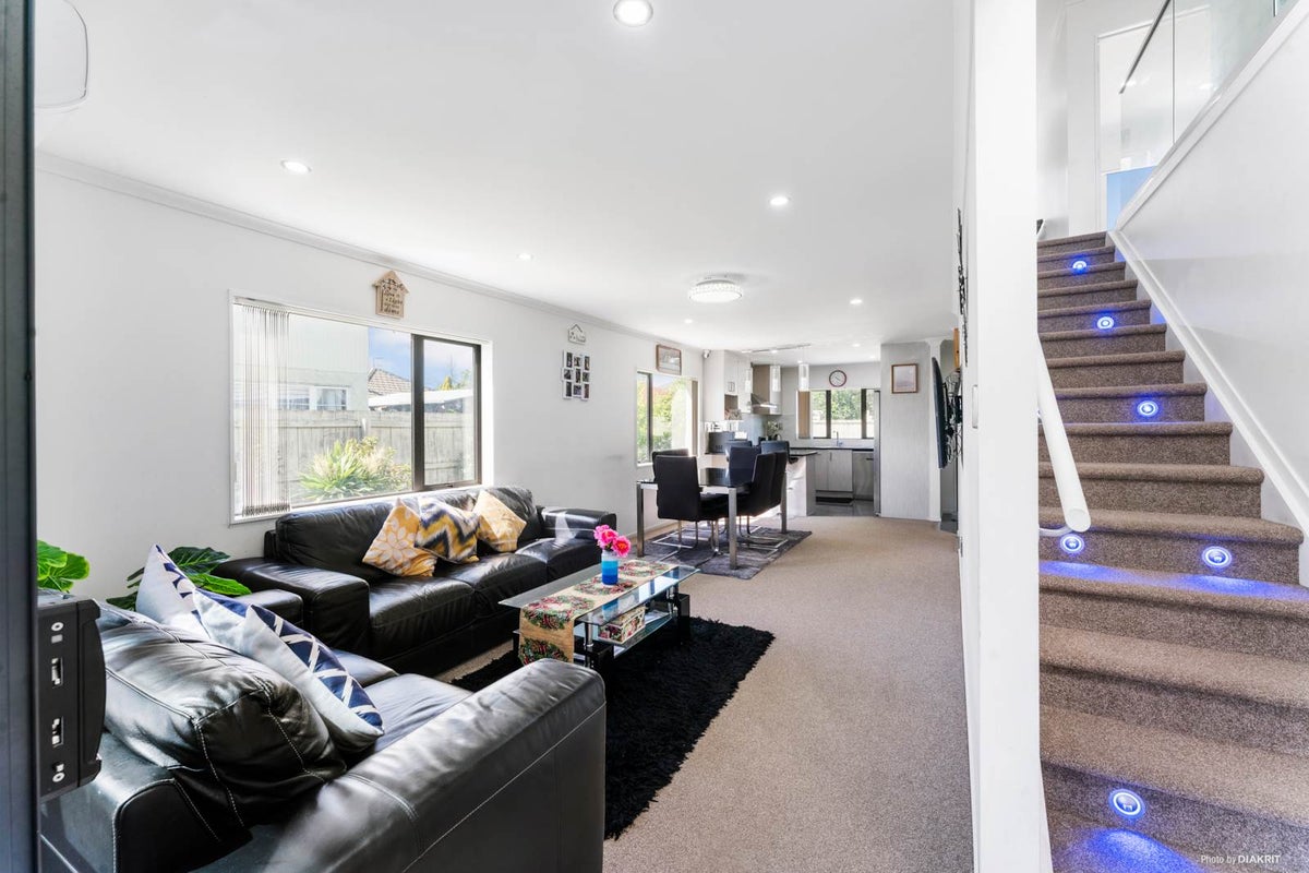 49E Birdwood Avenue, Papatoetoe, Auckland - Carousel 2