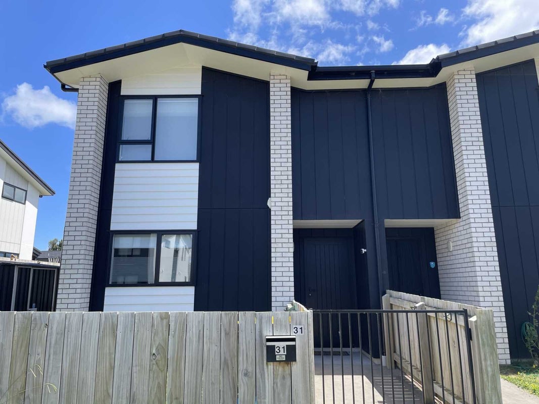 31 Discovery Place, Marfell, New Plymouth - Carousel 1