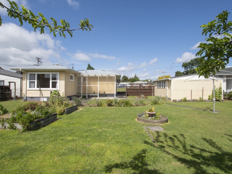 57 Chadwick Road, Greerton, Tauranga - Carousel 2
