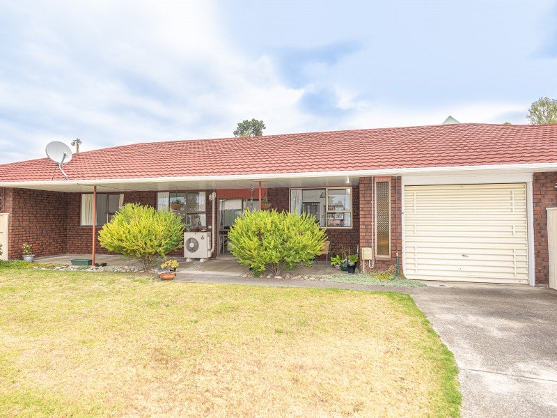 17B Terrace Street, Aramoho, Whanganui - Carousel 1