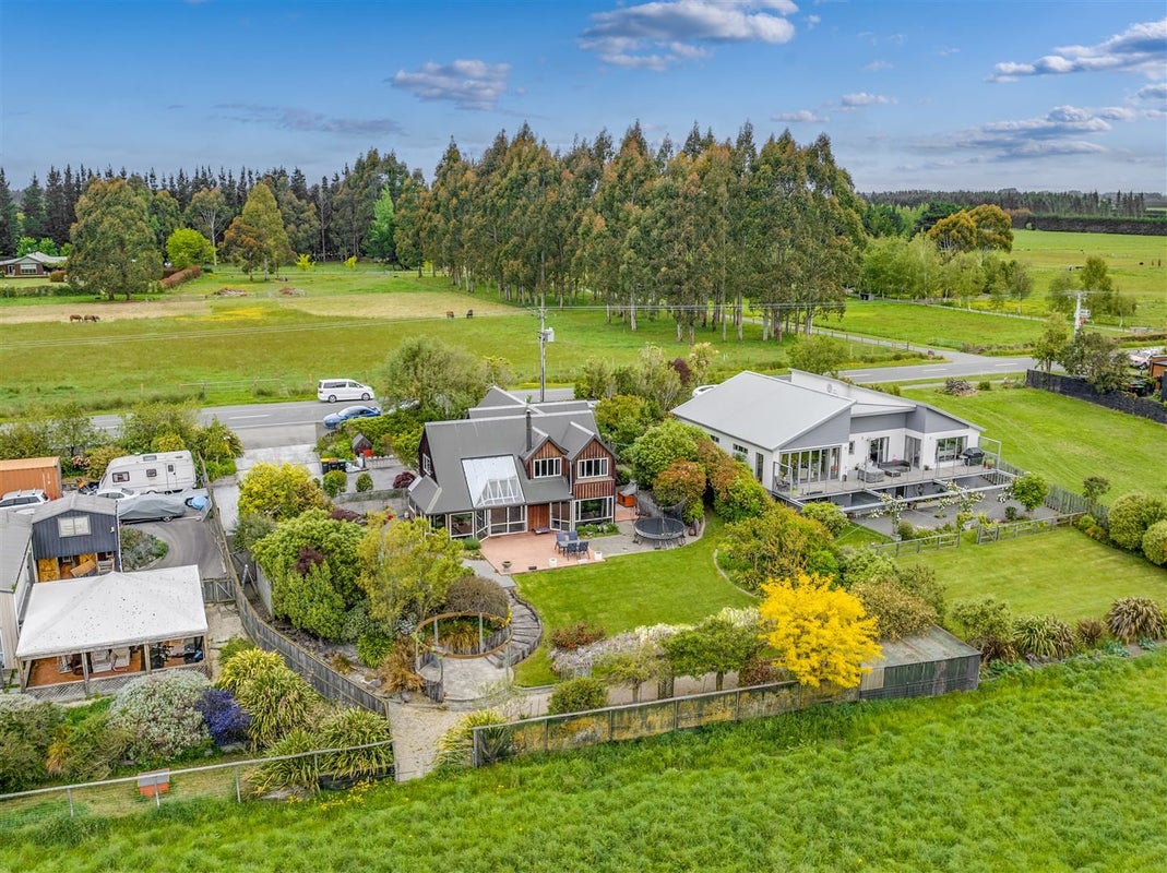 1816 Cust Road, Cust, Cust - Carousel 28