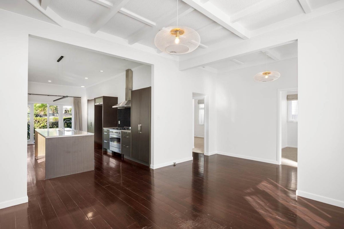 37 Warwick Avenue, Westmere, Auckland - Carousel 2
