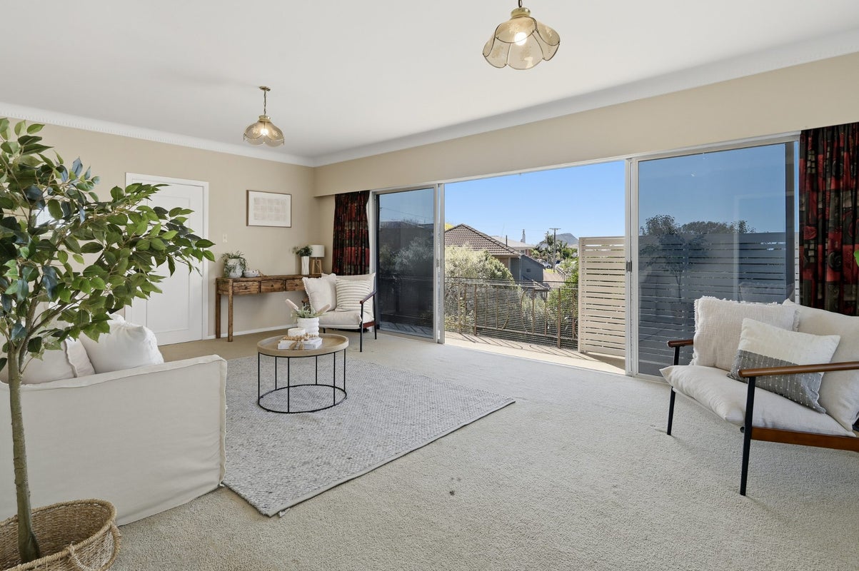 22 Milton Road, Otumoetai, Tauranga - Carousel 2