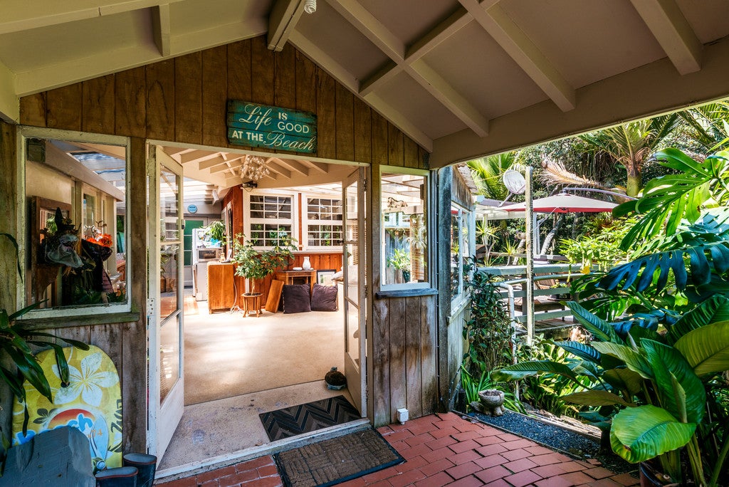 36 Victoria Road North, Onetangi, Waiheke Island - Carousel 1