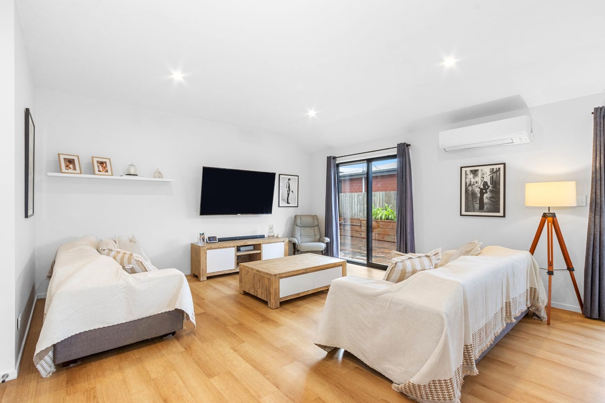 14 Henrietta Street, Marshland, Christchurch - Carousel 2
