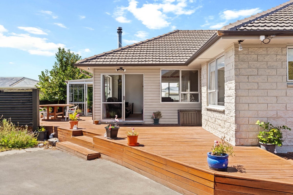 30 Greendale Avenue, Avonhead, Christchurch - Carousel 1