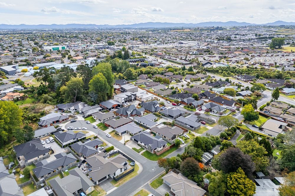 2 Oderings Place, Huntington, Hamilton - Carousel 28