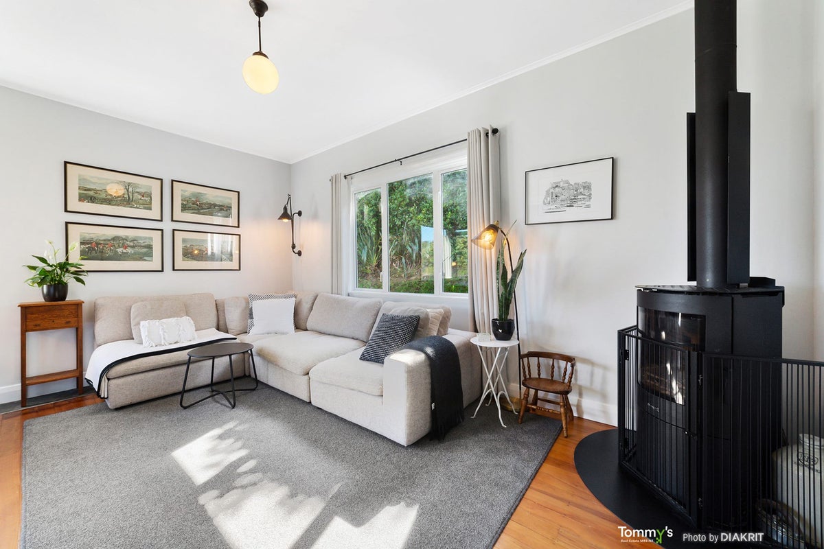 47 Sidlaw Street, Strathmore Park, Wellington - Carousel 2