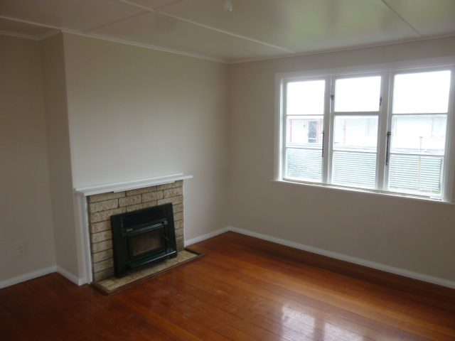 9 Upham Terrace, Roslyn, Palmerston North - Carousel 2
