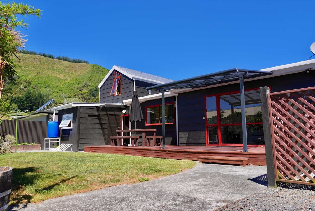 6 Newport Way, The Brook, Nelson - Carousel 2