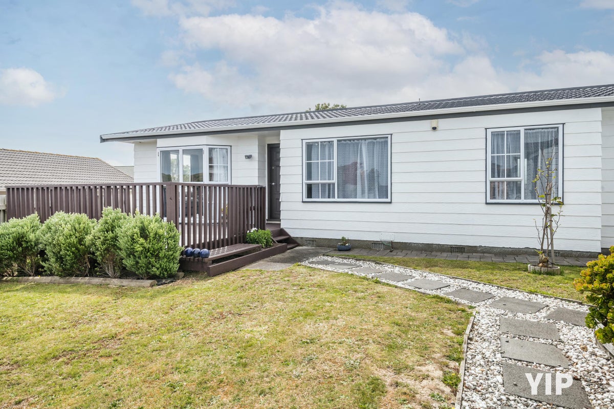 74 Guadeloupe Crescent, Grenada Village, Wellington - Carousel 2