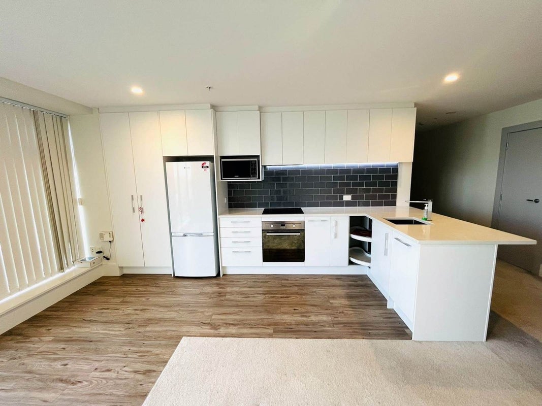 1302/8 Whitaker Place, Grafton, Auckland - Carousel 1