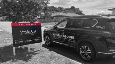9 Nicholas Place, Waikanae Beach, Waikanae - Carousel 1