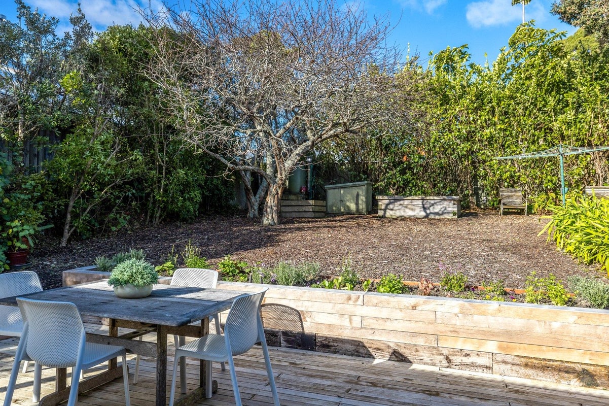 56 Wharf Road, Ostend, Waiheke Island - Carousel 34