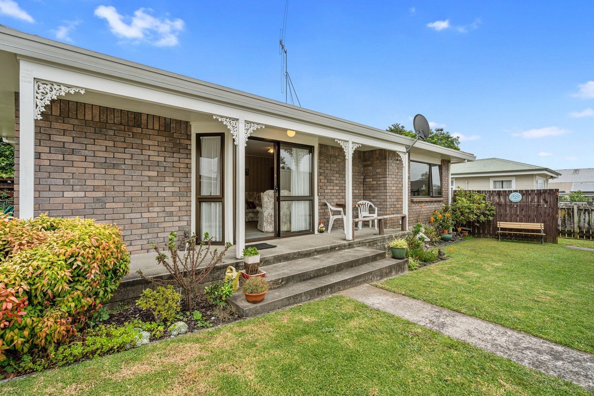 18B Kiteroa Street, Greerton, Tauranga - Carousel 2