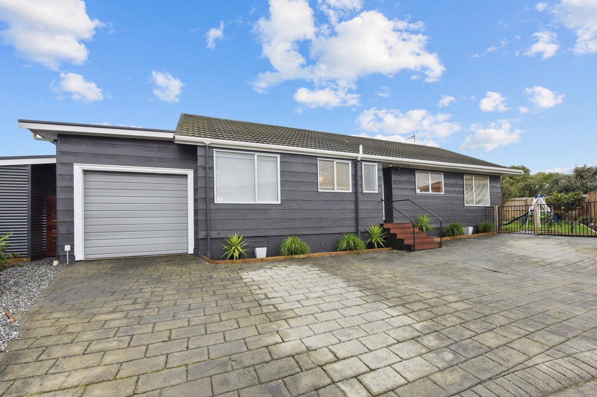 10 Dundas Street, The Wood, Nelson - Carousel 2