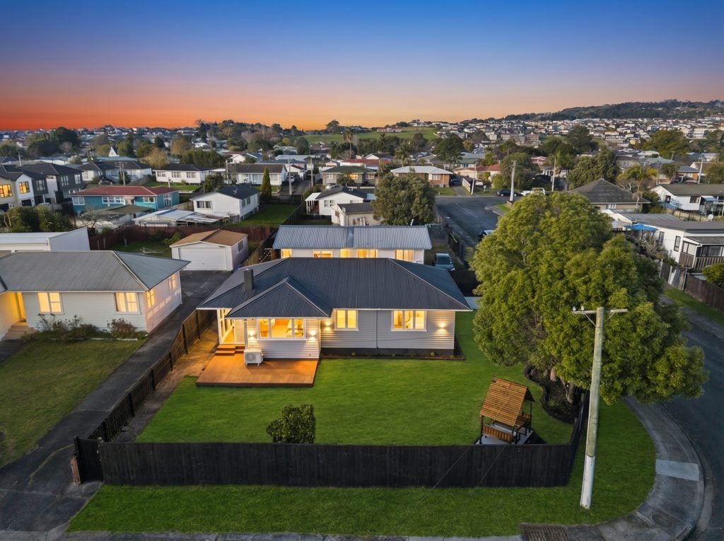 1/36 Valentine Street, Papakura, Papakura - Carousel 1