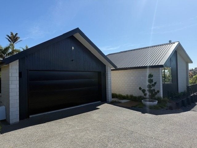 102 Moffat Road, Bethlehem, Tauranga - Carousel 1