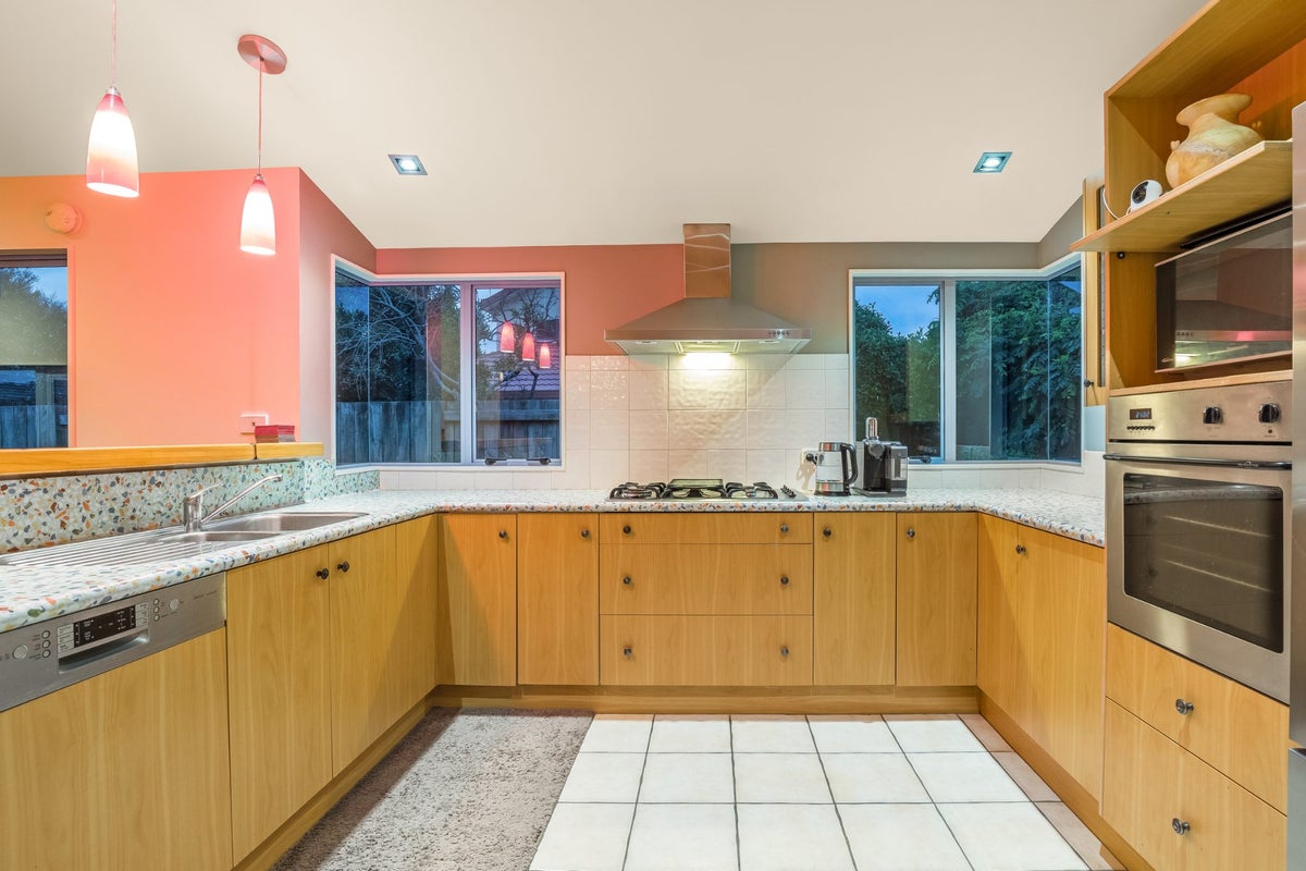 60 Navigation Drive, Whitby, Porirua - Carousel 2