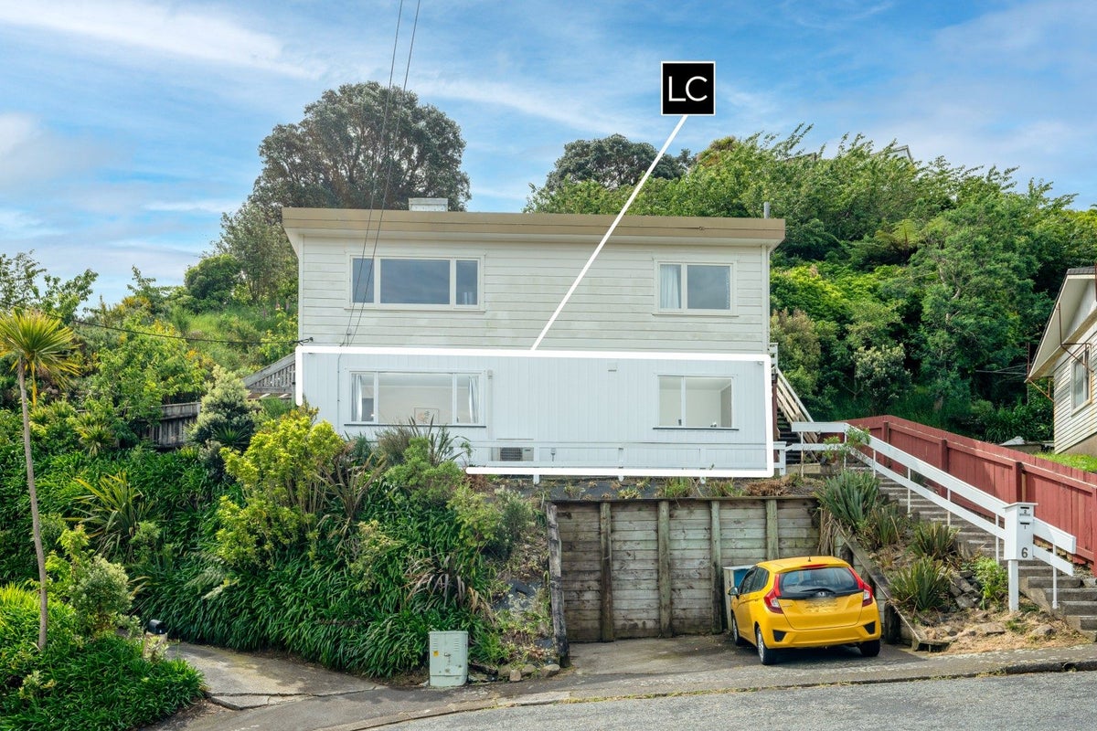 1/6 Montreal Grove, Kingston, Wellington - Carousel 1