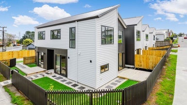 28 Margate Road, Blockhouse Bay, Auckland - Carousel 1