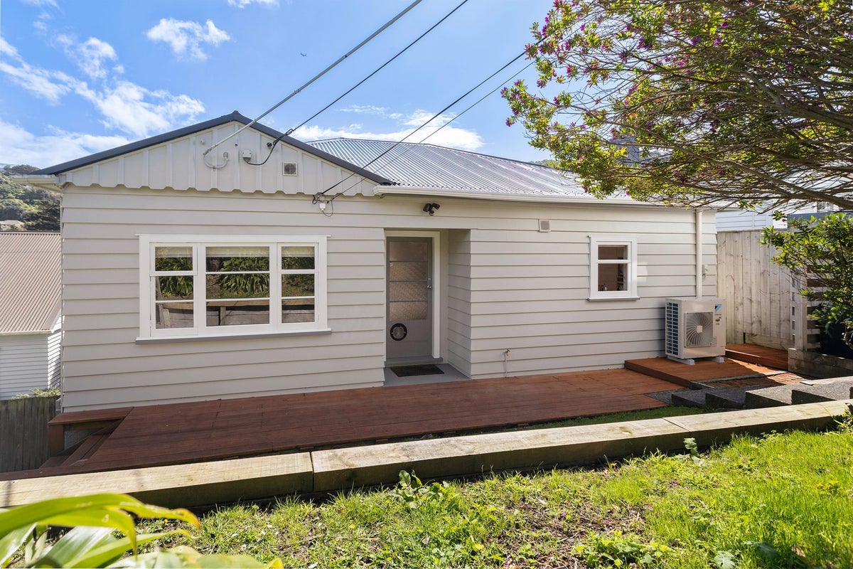 183 Darlington Road, Miramar, Wellington, Wellington - Carousel 2