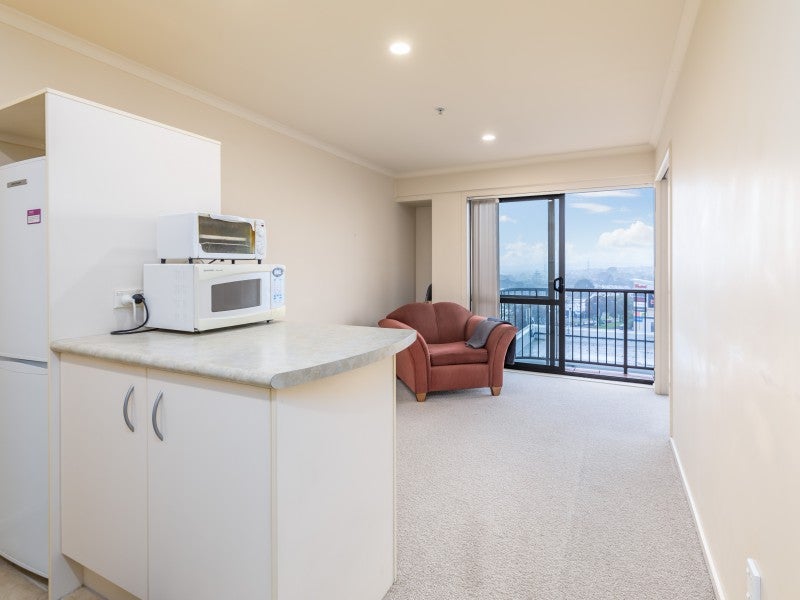 11H/18 Ronwood Avenue, Manukau, Auckland - Carousel 2