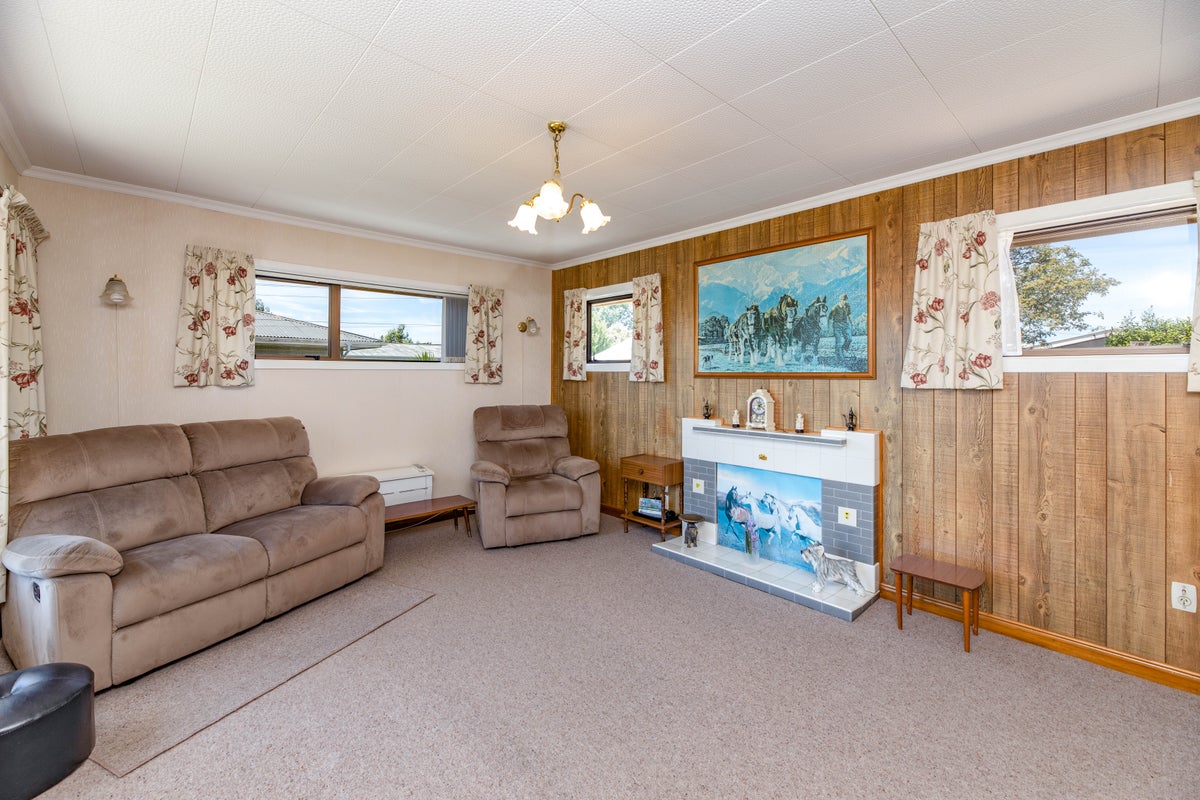 4 Fenhall Street, Russley, Christchurch - Carousel 2