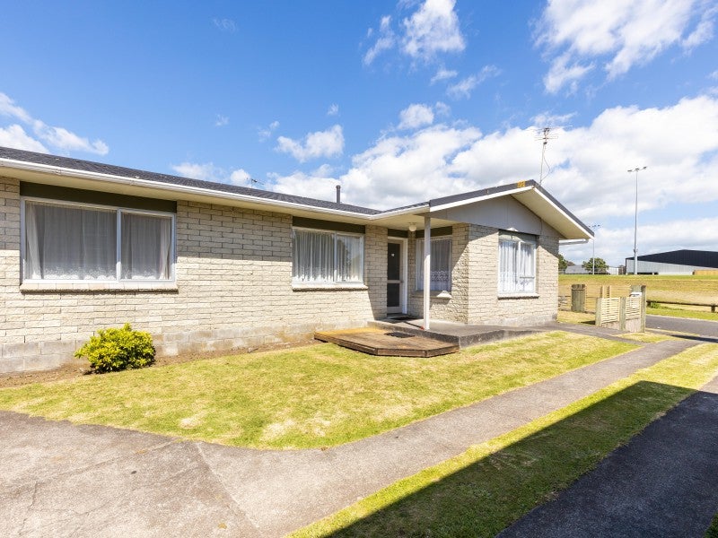 40 Park Lane, Waitara, Waitara - Carousel 2