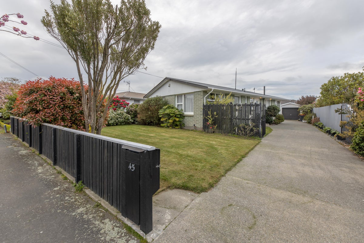45 Farquhars Road, Redwood, Christchurch - Carousel 19