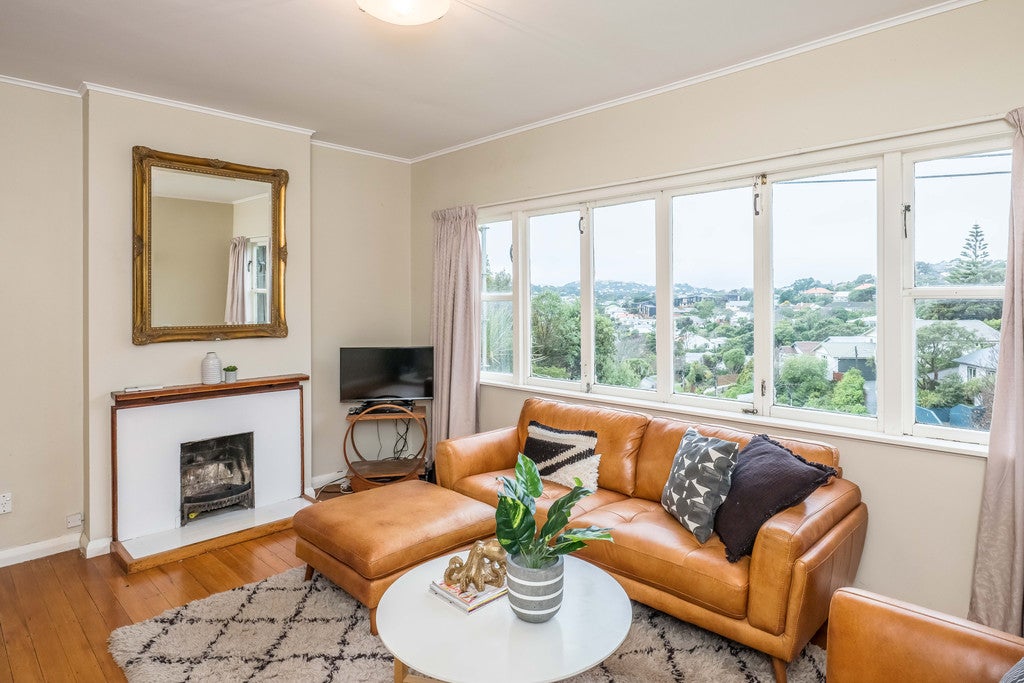 48 Bombay Street, Ngaio, Wellington - Carousel 1