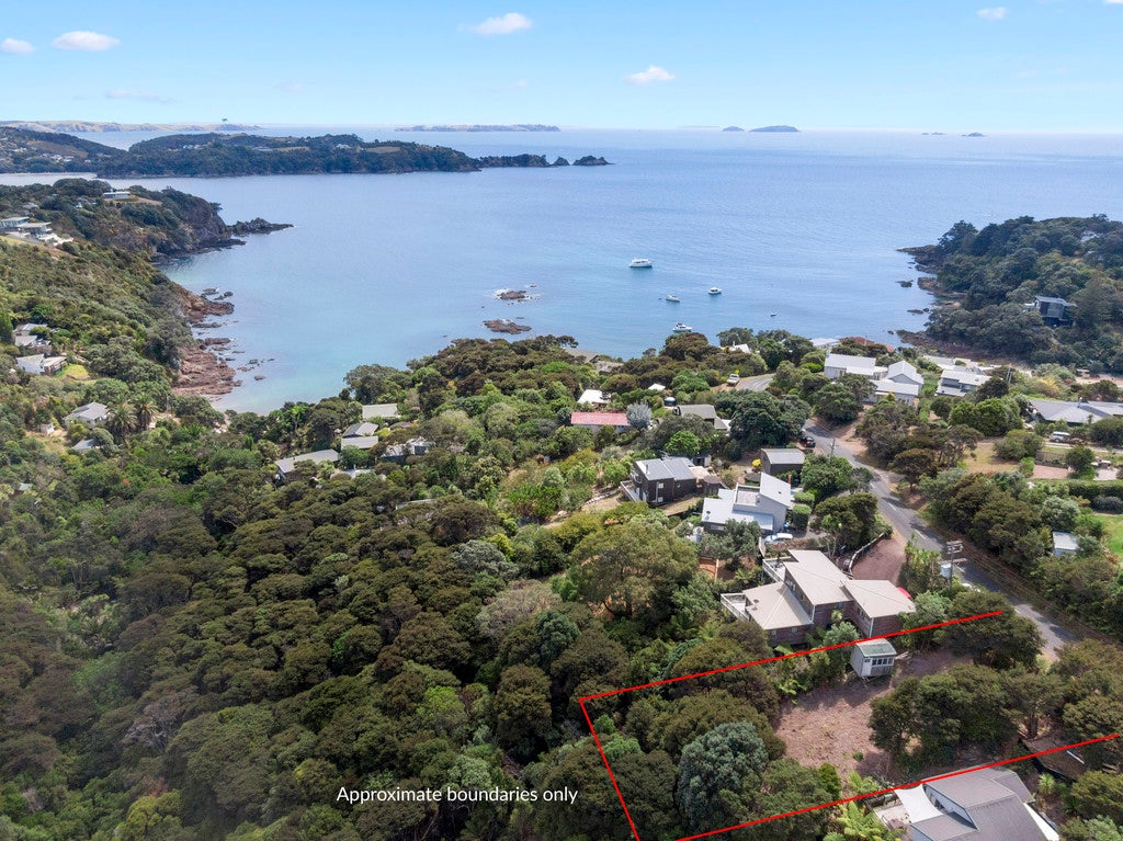 42 Coromandel Road, Oneroa, Waiheke Island - Carousel 2
