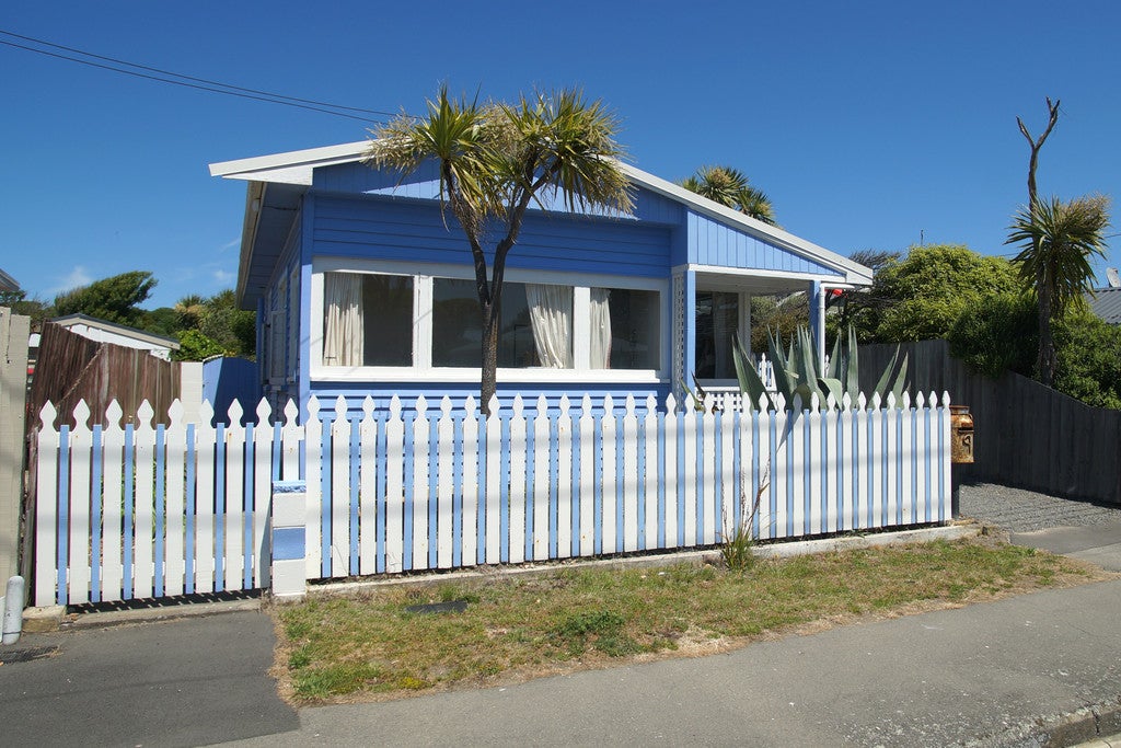 9 Fleming Street, North New Brighton, Christchurch - Carousel 1